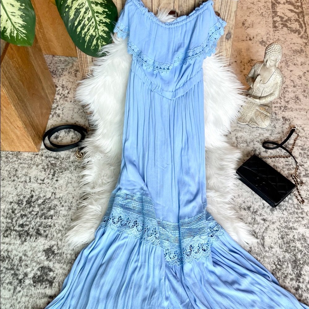 Long, Flowing, Casual, Off-Shoulder Dress